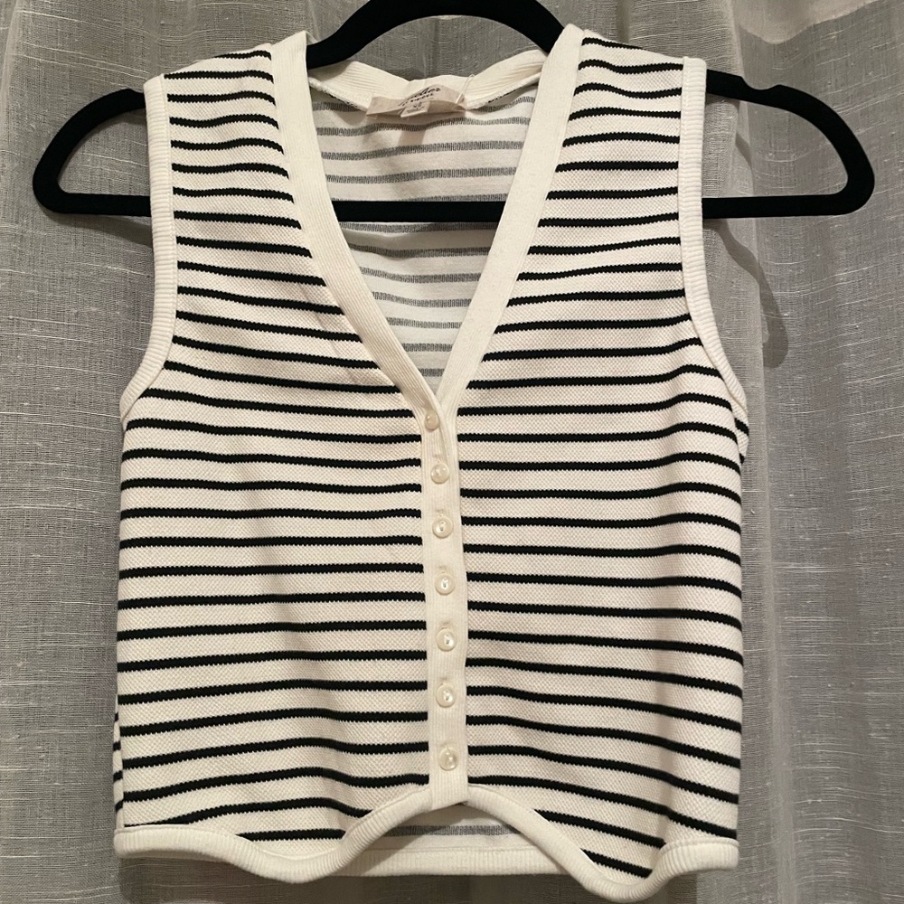 Striped Black and White Sleeveless Top